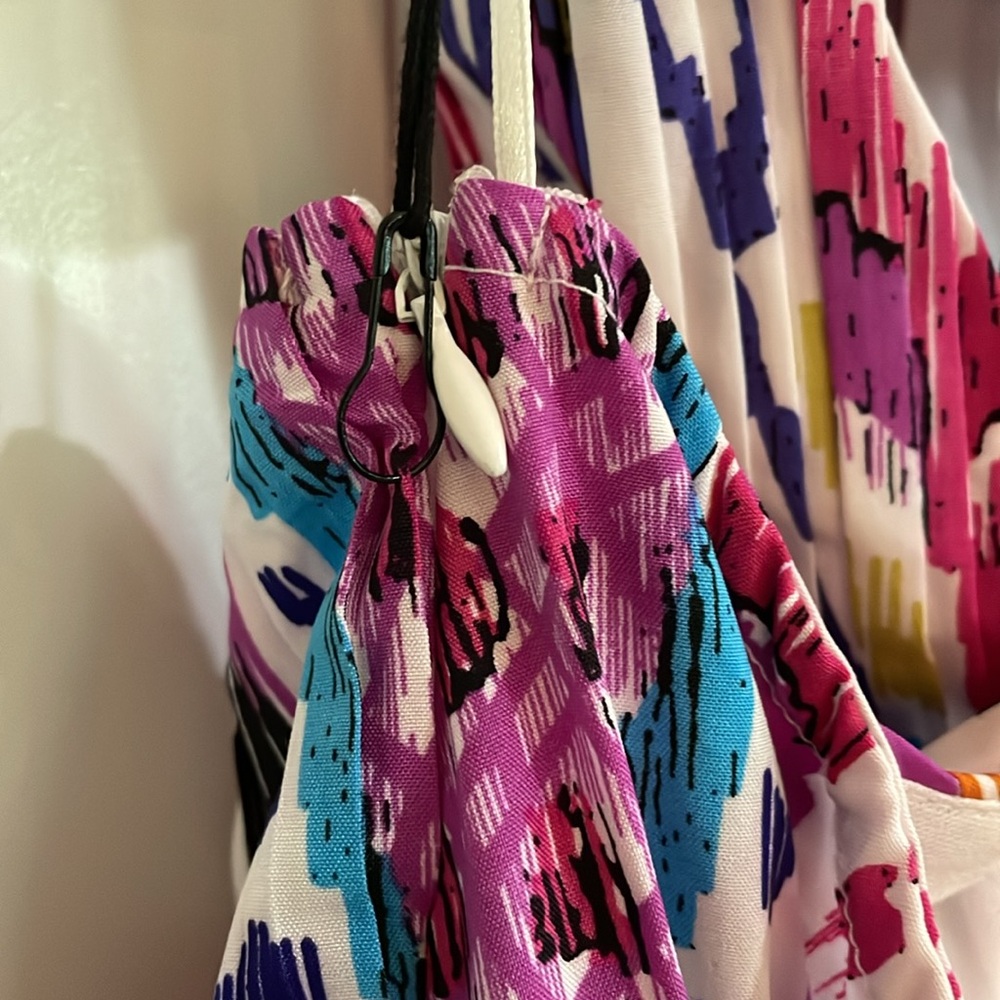 Milk and Honey large colorful jumpsuit with open back and tie at the neck NWT - Picture 8 of 8